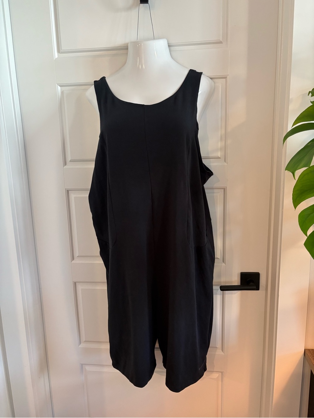 Nike Black Sleeveless Scoop-Neck Jumpsuit